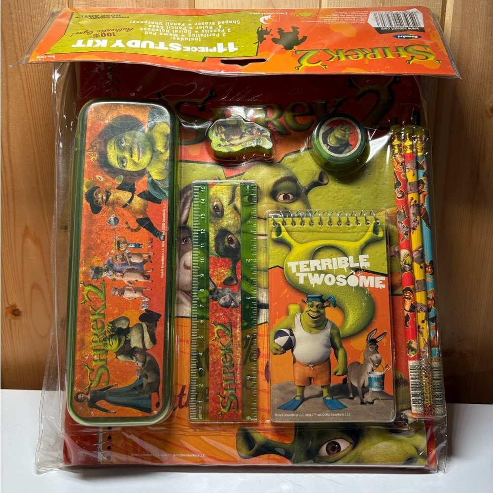 Shrek 2 11 piece study kit Terrible Twosome *Open Corner Edge Wear 2004 Y2K